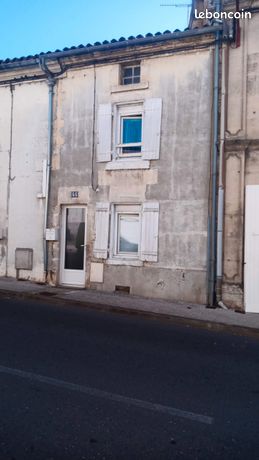 Maison de ville avec courrette