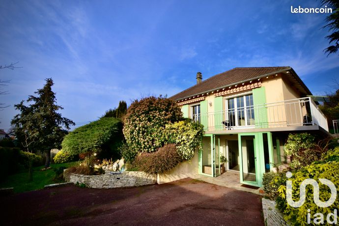 Maison 6 pièces 122 m²