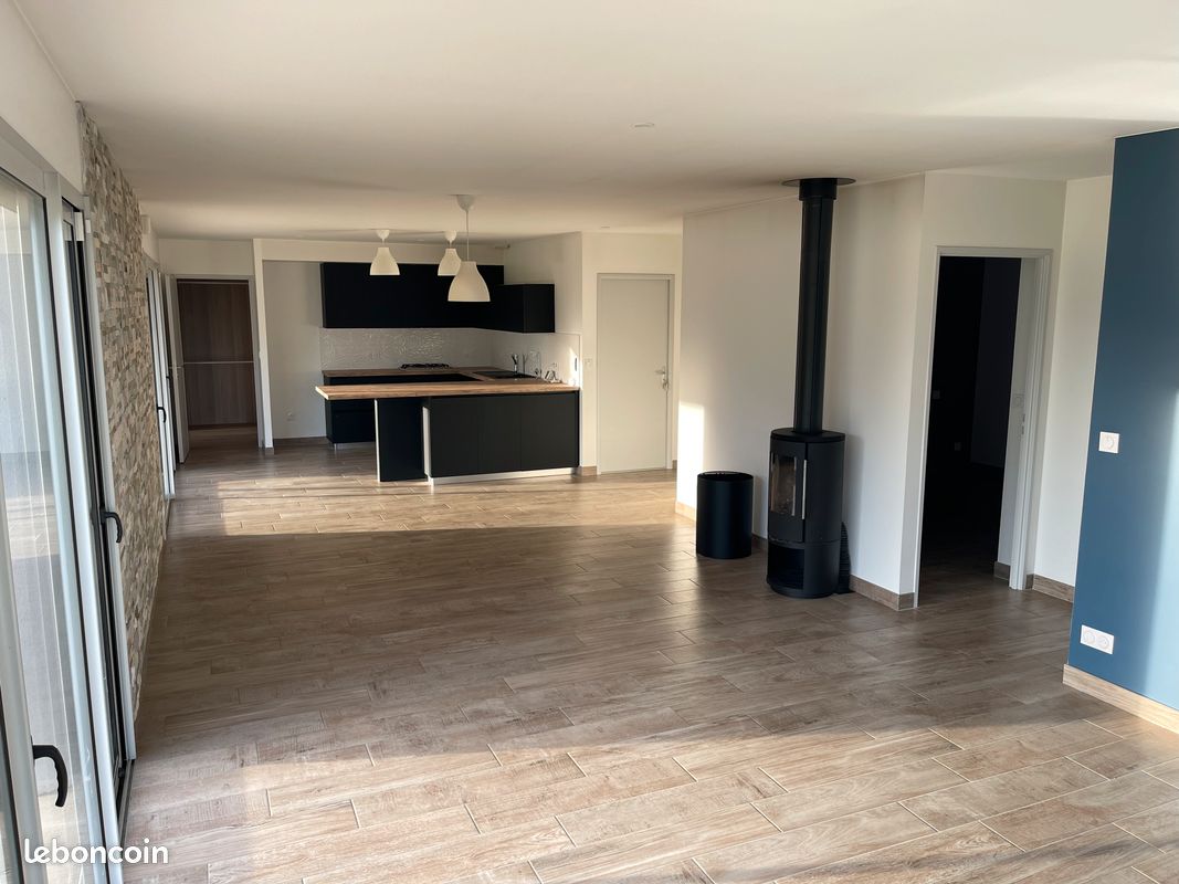 Maison 4 pièces 105 m² · à Pérignac · 105 m² · 230 000 €