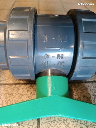 Vanne pvc 63 et 50 neuf (image 2)