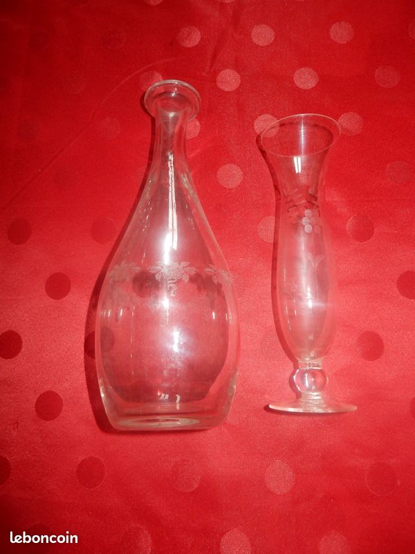 Vases anciens en verre gravé (image 3)