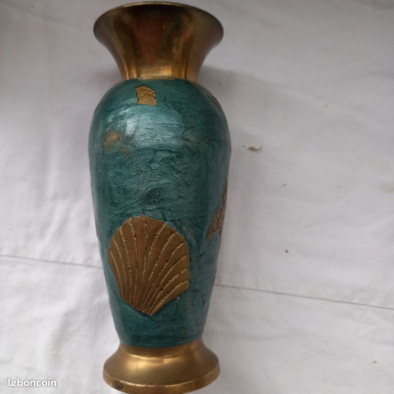 Vase en laiton hauteur 13 cm (image 3)
