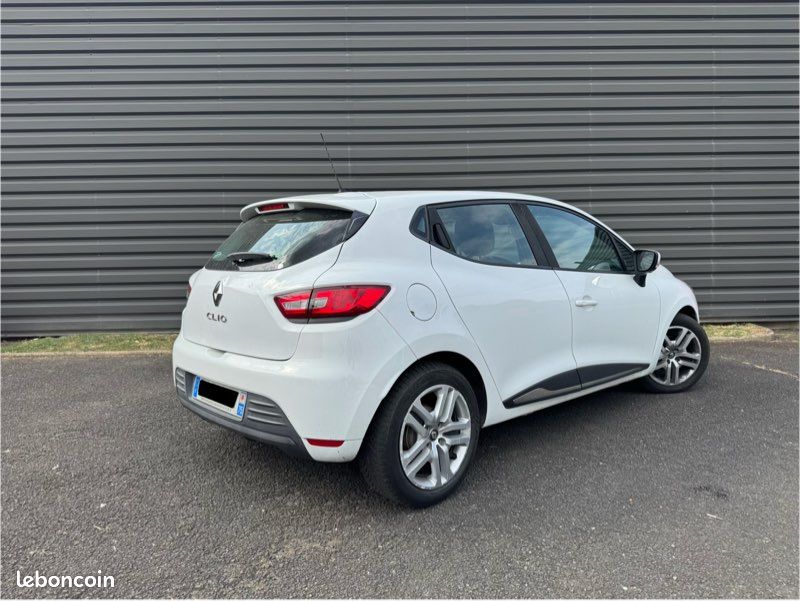 Renault Clio 4 1.5 Dci 90cv bien équipée - Distribution neuve - Entretien complet (image 2)