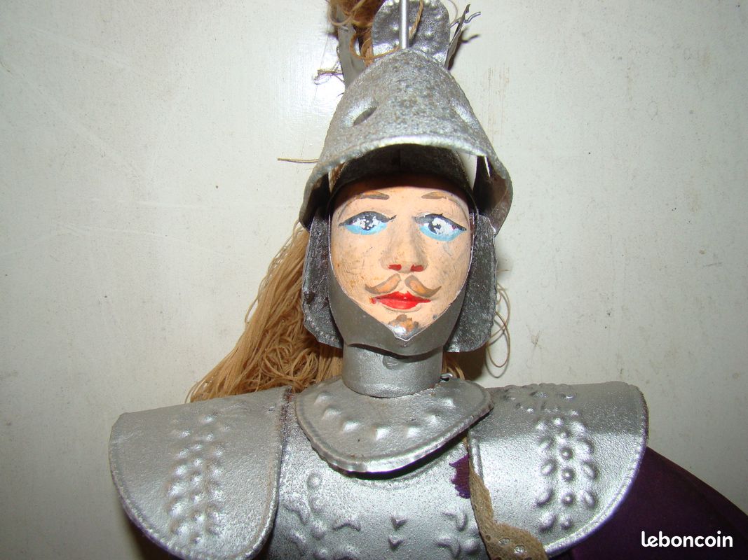 ANCIENNE MARIONNETTE SICILIENNE a tiges en bois et métal repoussé 19e 20e siècle EUR 130,00 - FR