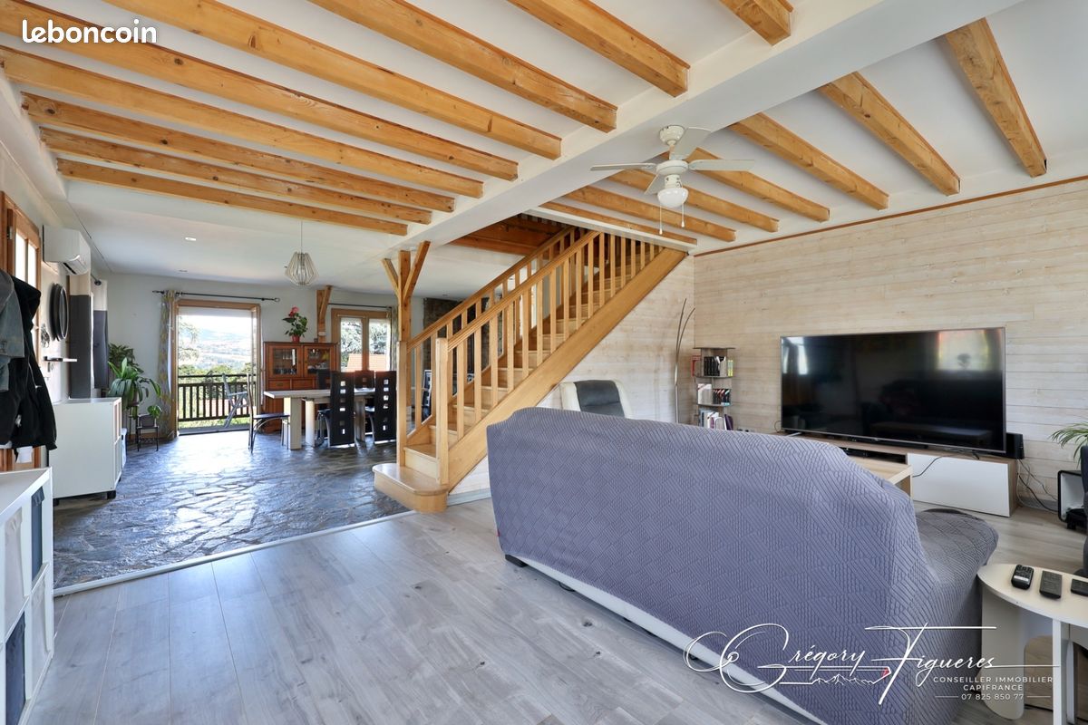 Maison 7 pièces 210 m² · à Châteauneuf · 210 m² · 369 000 €