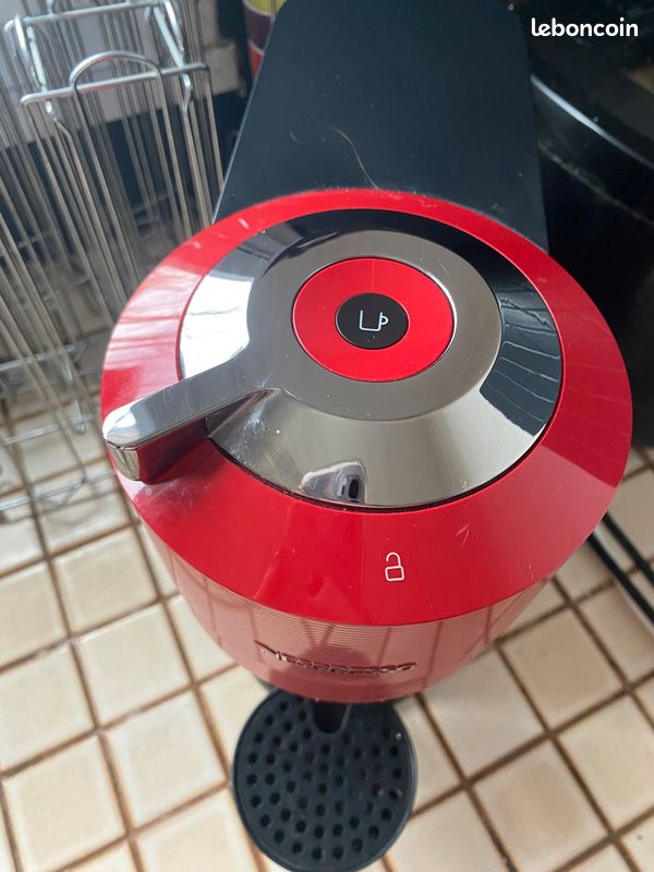 Nespresso vertuo rouge (image 2)