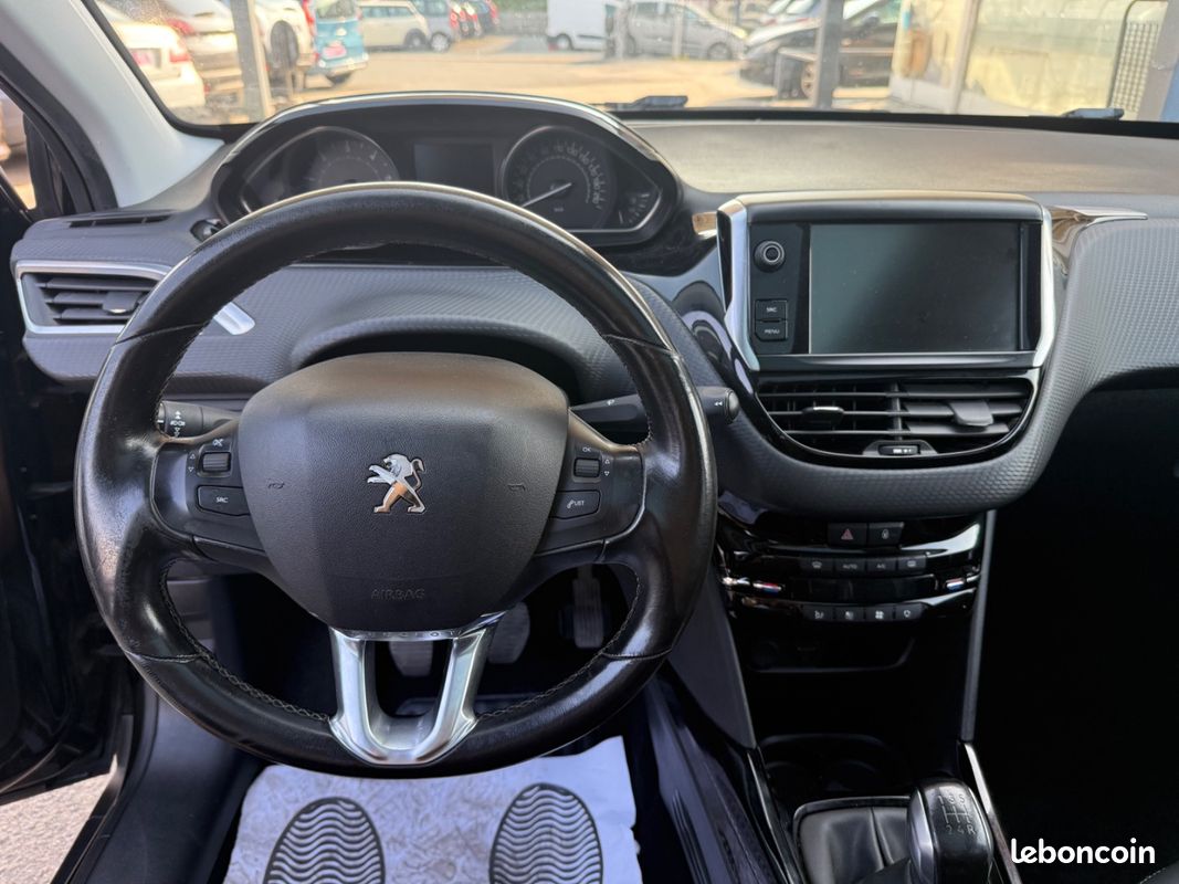 Peugeot 2008 1.6hdi 100 GT Line 2eme main tres propre (image 10)