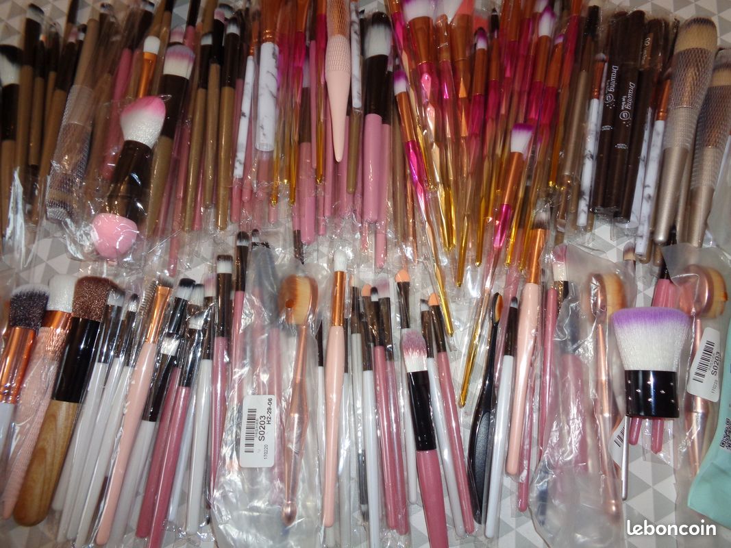Pinceau de maquillage (image 3)