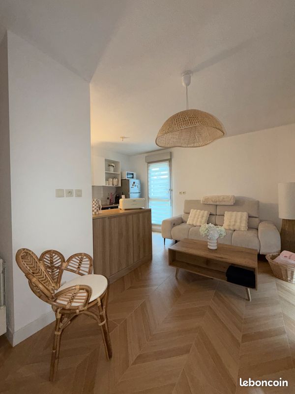 Appartement 2 pièces 45 m² · à Meyzieu · 45 m² · 170 000 €