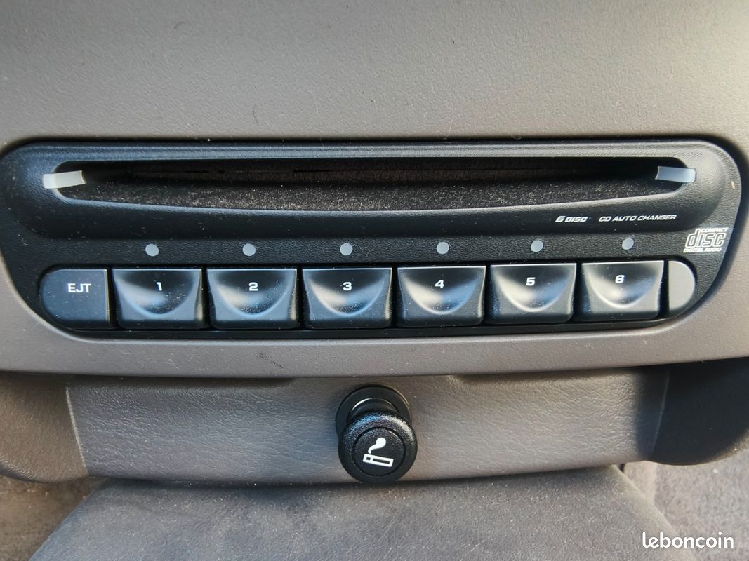 Chrysler sebring cabriolet 2.7 v6 200 ch limited bva / bluetooth (image 9)