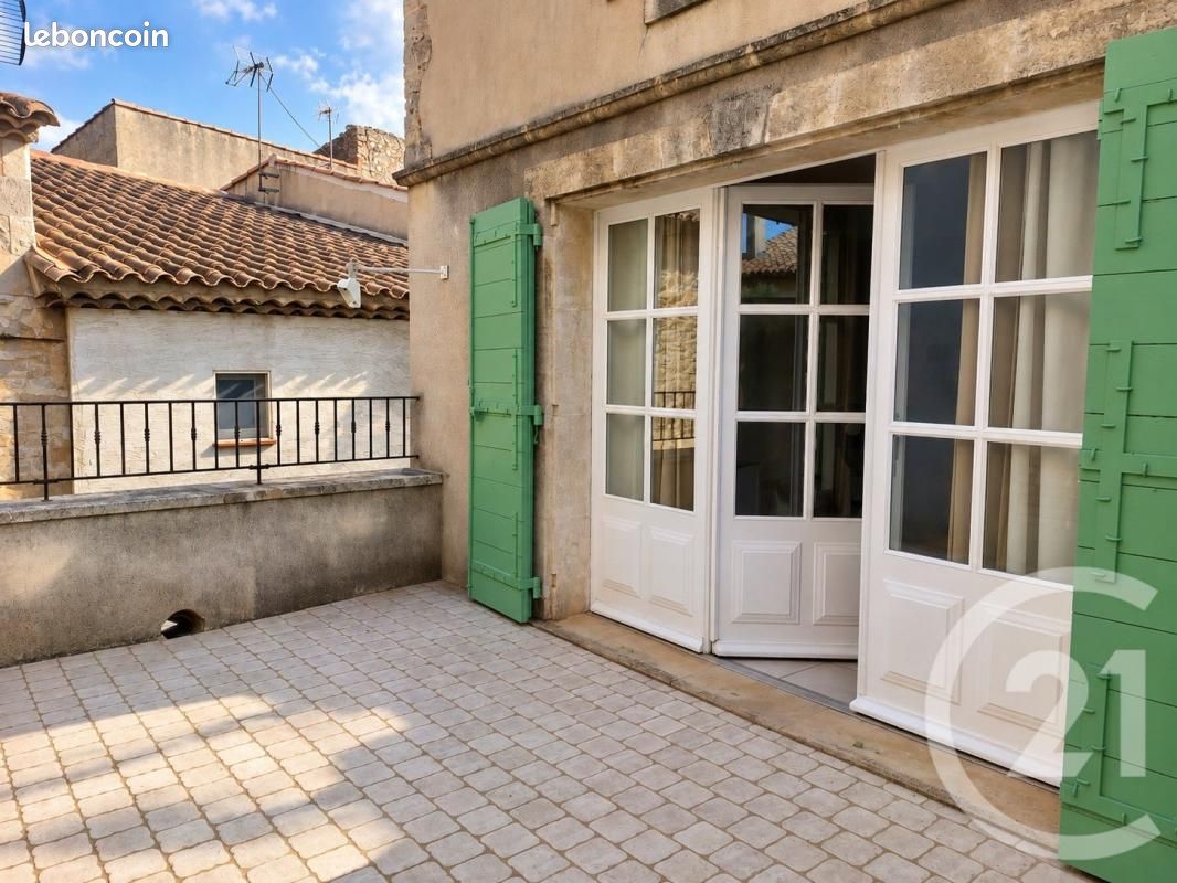 Maison 4 pièces 105 m² · à Aureille · 105 m² · 1 250 €/mois
