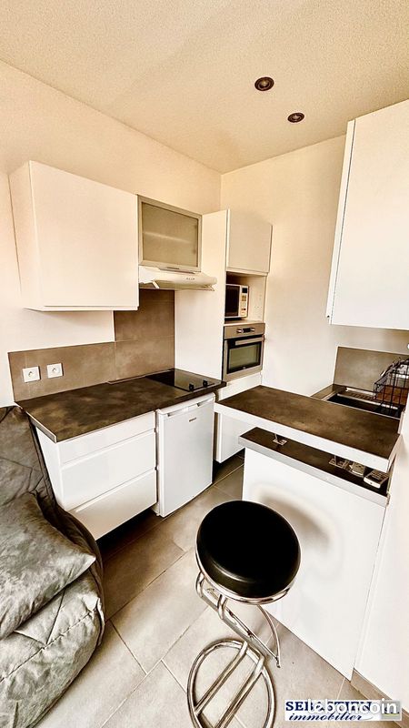 Appartement 1 pièce 16 m² · à La Chapelle-Saint-Luc · 16 m² · 425 €/mois