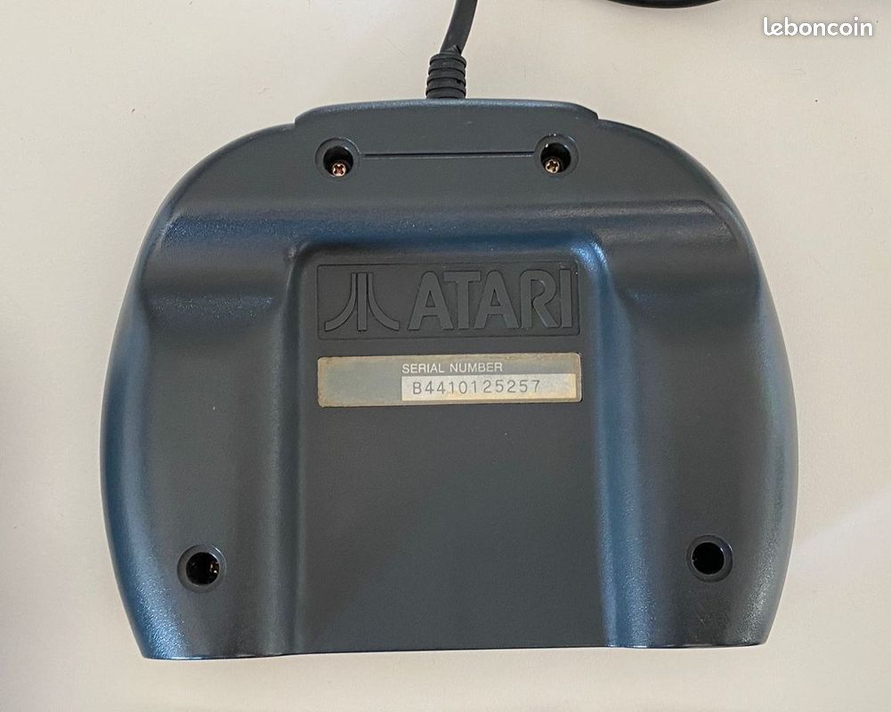 Manette Officielle Atari Jaguar, état Excellent, Peu Servie