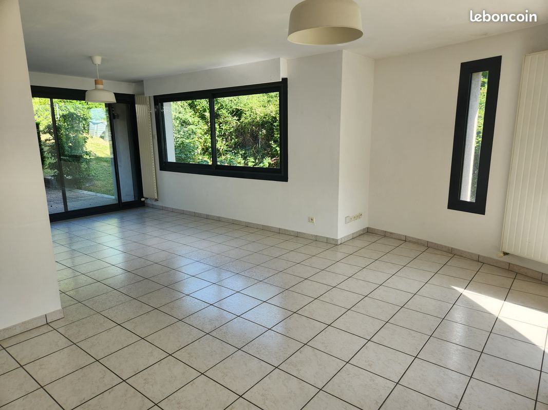 Appartement 4 pièces 92 m² · à Le Bourget-du-Lac · 92 m² · 1 670 €/mois