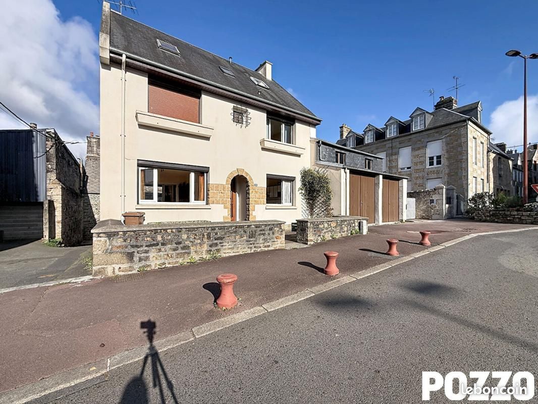 Maison 7 pièces 138 m² · à Villedieu-les-Poêles-Rouffigny · 138 m² · 193 000 €