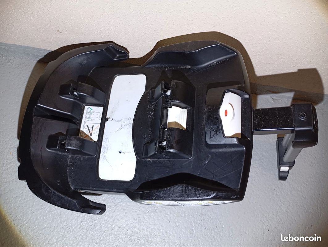 Poussette Doona et isofix (image 5)