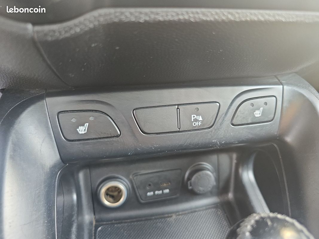 HYUNDAI ix35 CRDi 184 4WD Pack Premium A 2.0 (image 19)