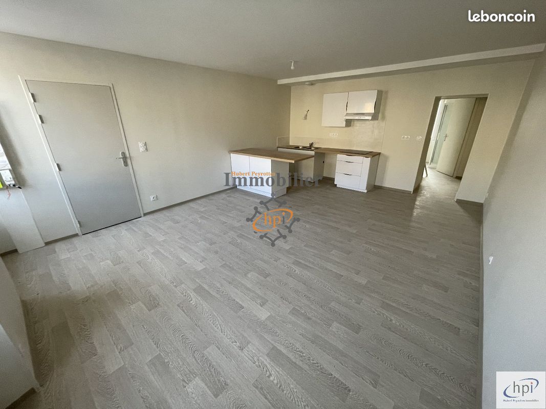 Appartement 2 pièces 48 m² · à Saint-Affrique · 48 m² · 456 €/mois