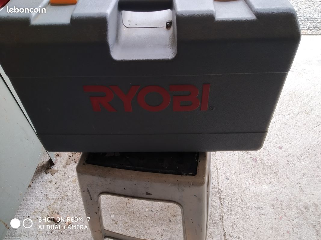 Ponceuse a bande ryobi (image 1)