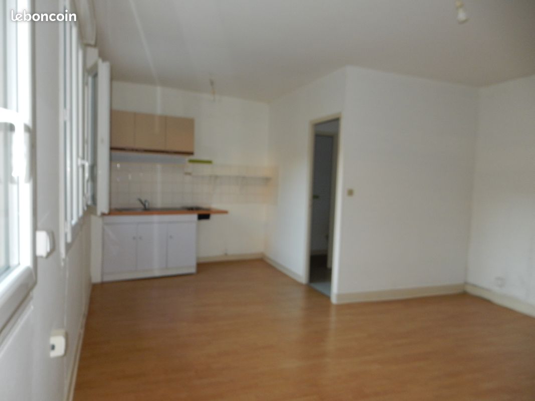 Appartement 1 pièce 27 m² · à Doué-en-Anjou · 27 m² · 390 €/mois