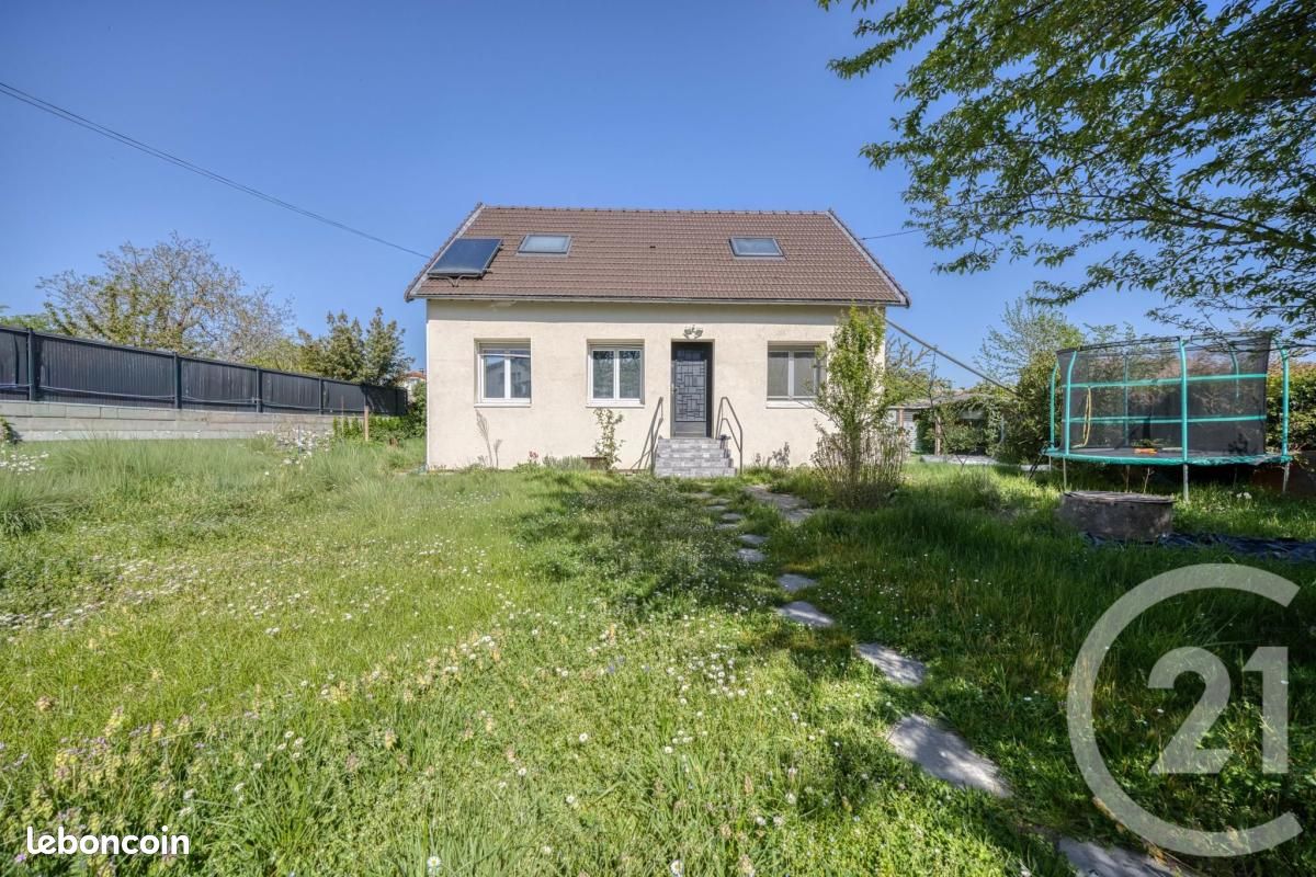 Maison 6 pièces 105 m² · à Vigneux-sur-Seine · 105 m² · 349 900 €