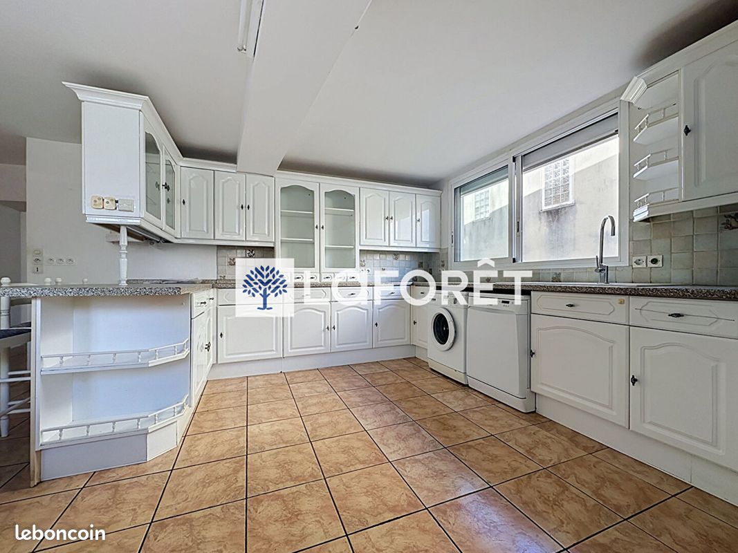 Maison 4 pièces 126 m² · à Argentonnay · 126 m² · 129 940 €