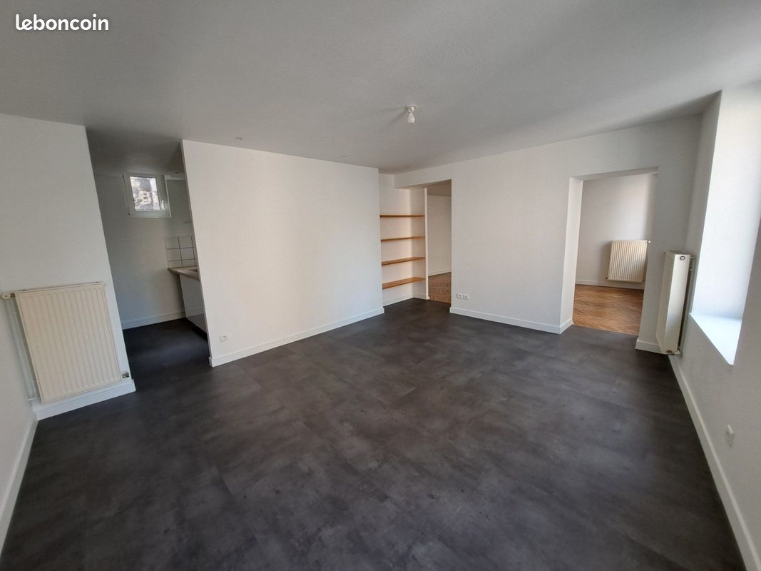 Appartement 4 pièces 84 m² · à Clermont-Ferrand · 84 m² · 775 €/mois
