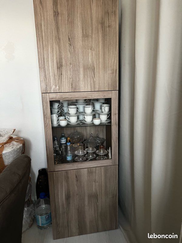 Buffet salon (image 1)