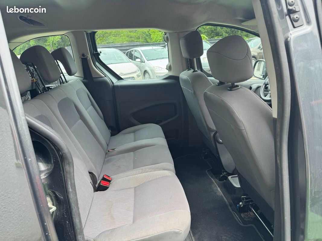 PEUGEOT PARTNER TEPEE 1.6 HDi FAP 90ch Style DISTRIBUTION NEUVE (image 4)
