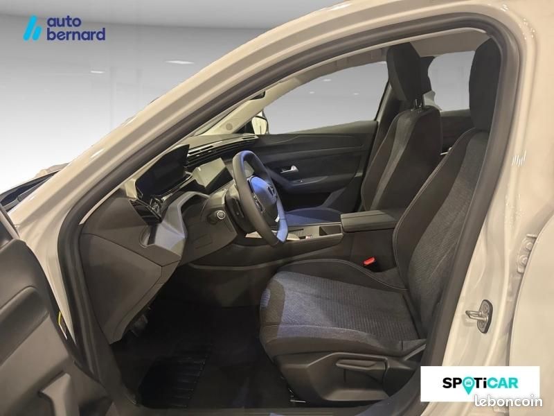 Peugeot 308 1.2 Hybrid 145ch Style e-DCS6 (image 9)