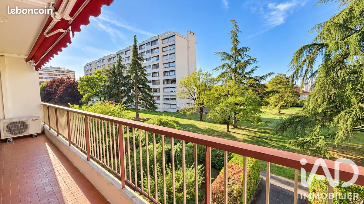 Appartement 3 pièces 89 m² · à Échirolles · 89 m² · 150 000 €