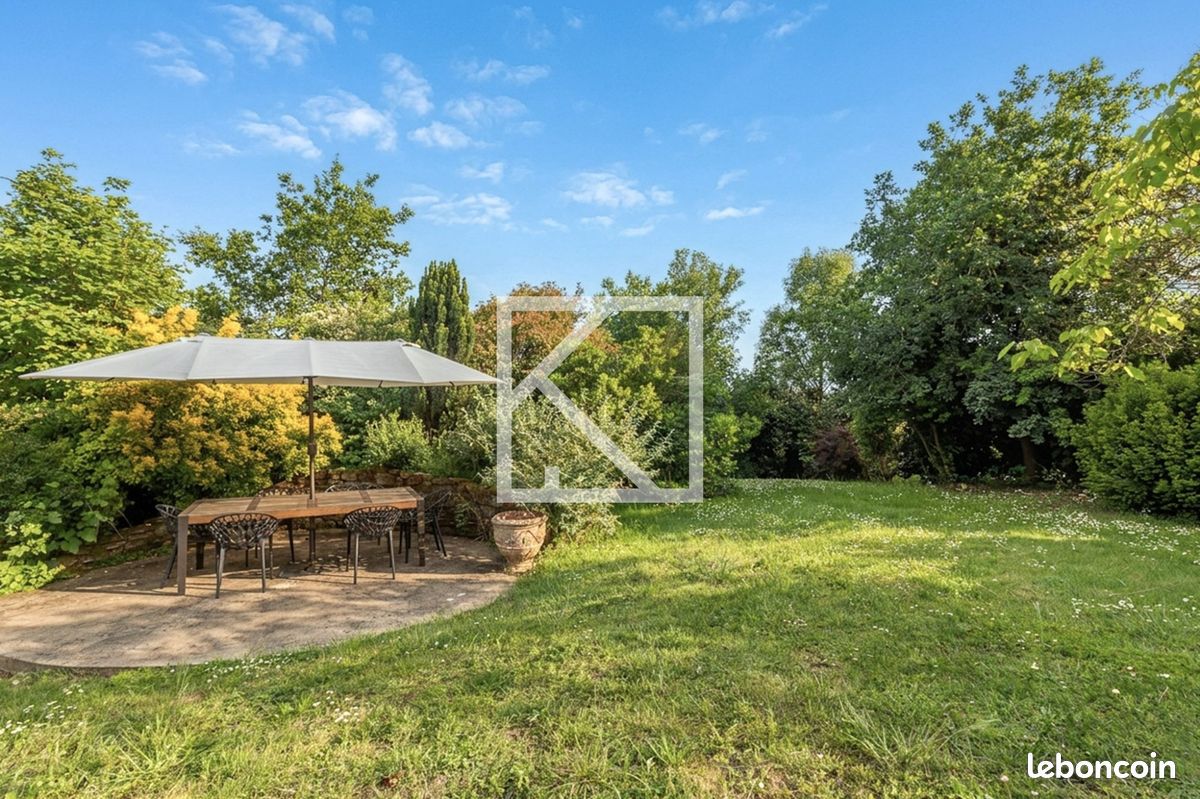 Propriété 9 pièces 307 m² (image 18)