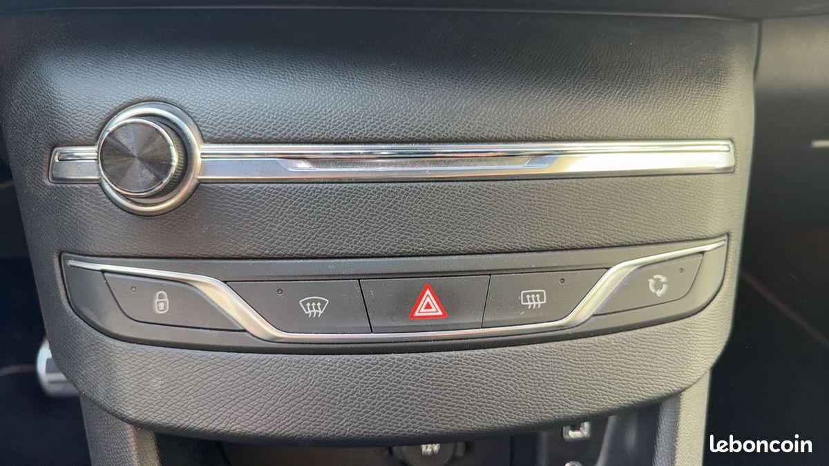 Peugeot 308 SW II 1.2 PureTech 130 GT Line (image 27)