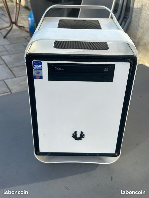 Ordinateur bureau Bitfenix i73370k 16Gb Ram GTX 770 (image 1)