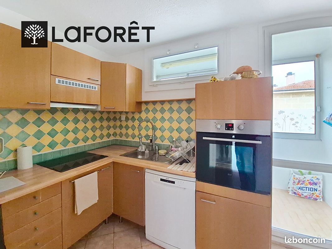 Appartement 3 pièces 63 m² · à Salon-de-Provence · 63 m² · 906 €/mois