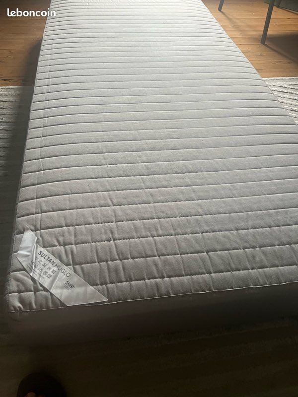Matelas 90 IKEA (image 1)