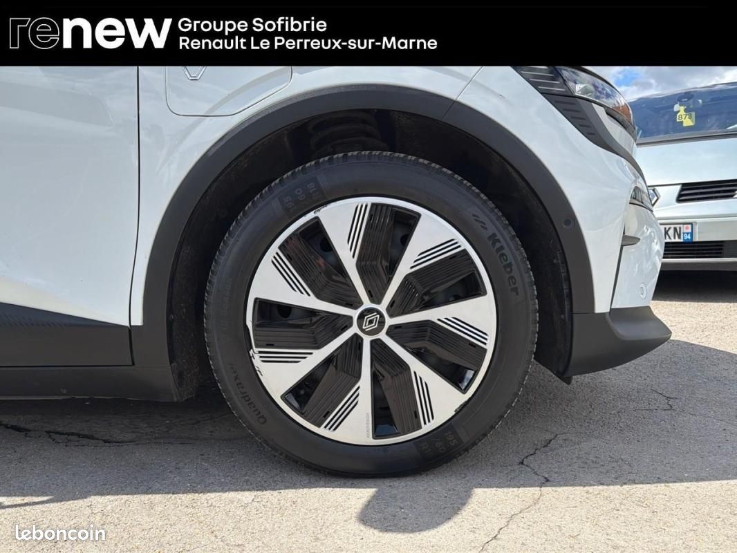 Renault Mégane E-TECH ER EV60 130ch optimum charge Evolution (image 13)
