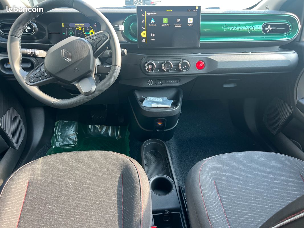 Renault twingo e-tech 80 autonomie urbaine techno (image 5)