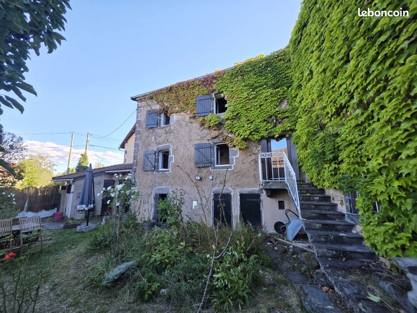 Maison 5 pièces 164 m² · à Charbonnières-les-Varennes · 164 m² · 199 500 €