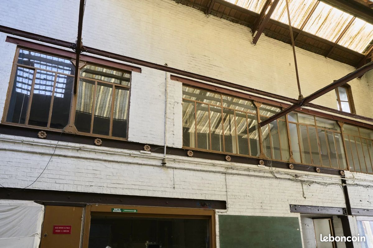 Local commercial 15 pièces 1223 m² · à Lille · 1 223 m² · 890 000 €