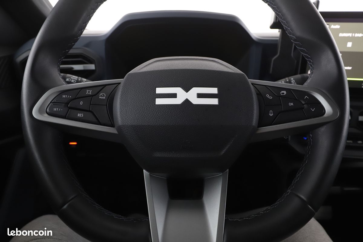 Dacia Duster III 1.2 TCe Mild-Hybrid Journey 4x2 131 ch (image 15)