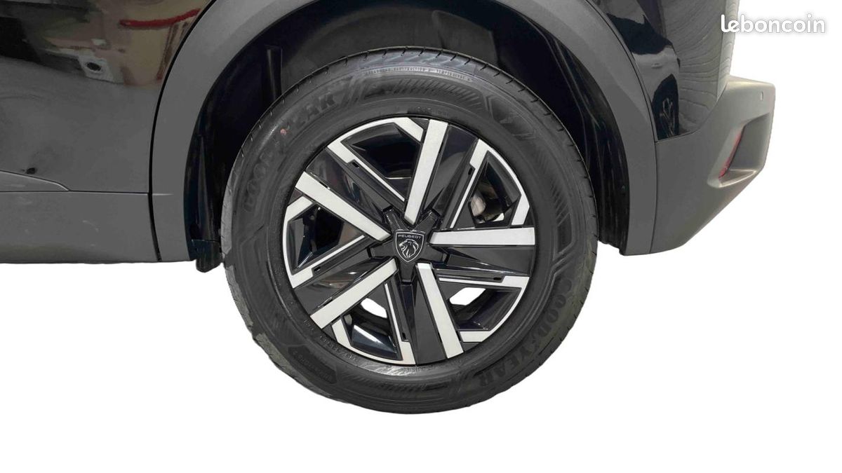 Peugeot 2008 Hybrid 145 e-DCS6 Style (image 16)