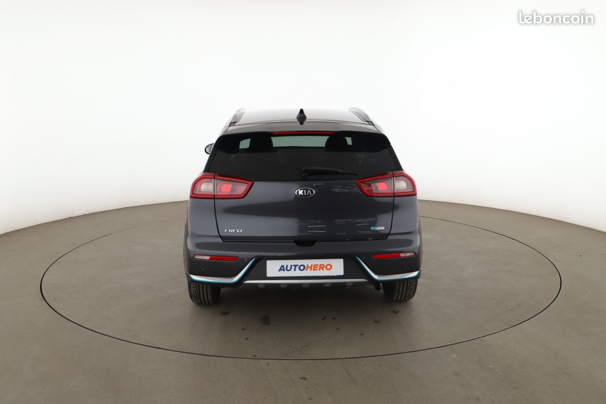 Kia Niro 1.6 GDi Plug-In Hybrid Premium DCT6 141 ch (image 12)