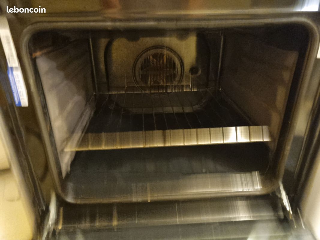 Cuisinière électrique avec plaques induction (image 3)