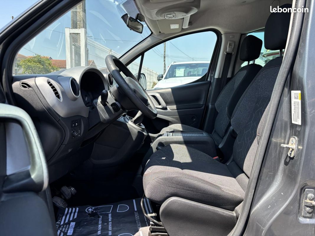 PEUGEOT PARTNER 1.6 BlueHDi 75ch Style (image 9)