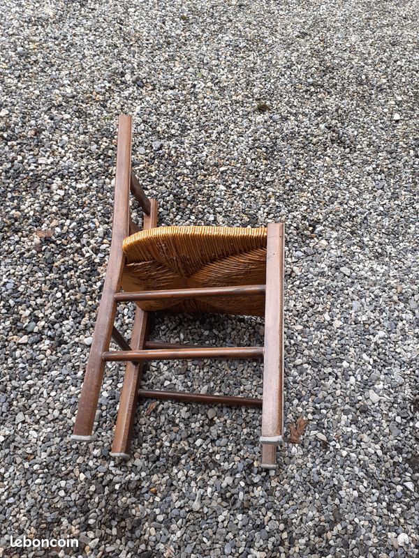 Petite chaise (image 2)