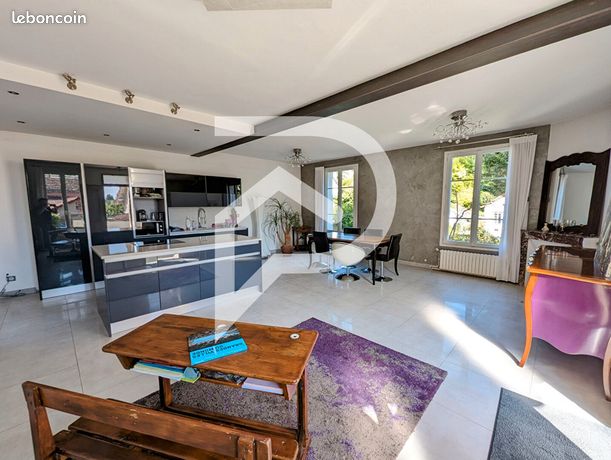 Maison 7 pièces 145 m²