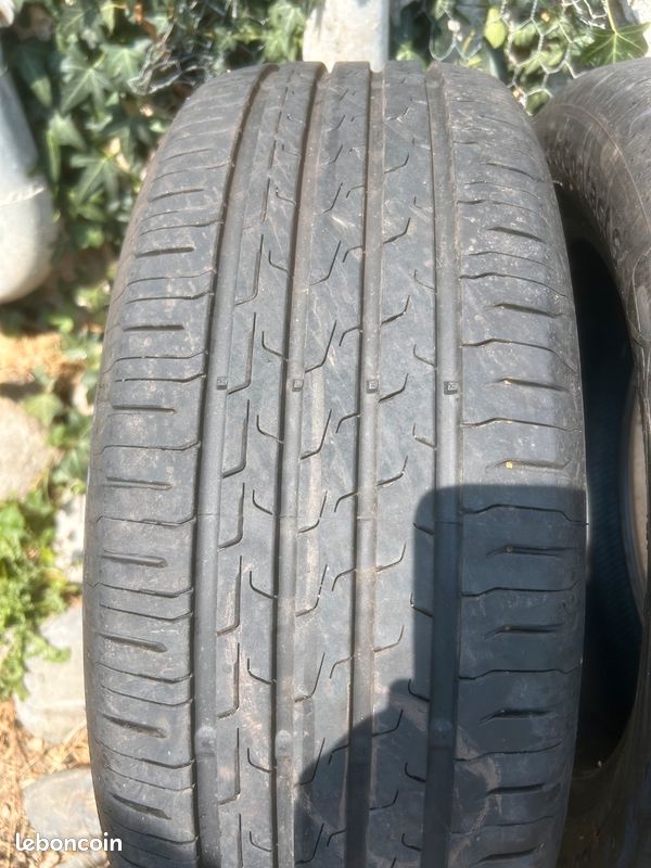 Pneu 195 55 16 (image 1)
