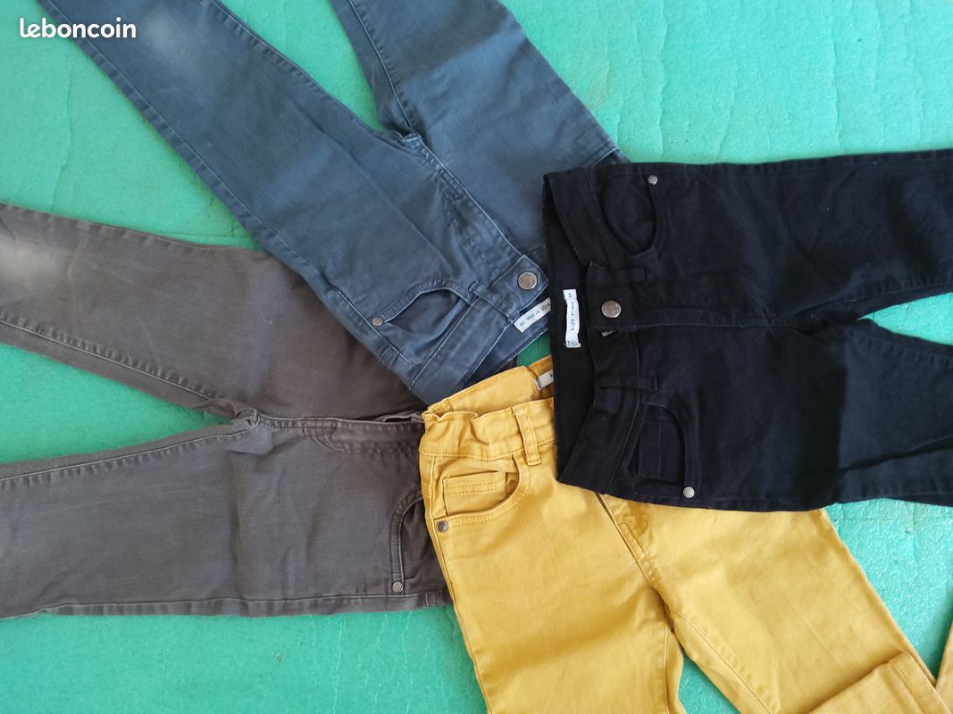 Pantalon et pull garçon 6 ans et 8 ans (image 2)