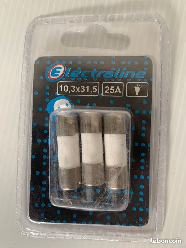 3 fusibles 25 A 10.3/31.5 A (image 1)